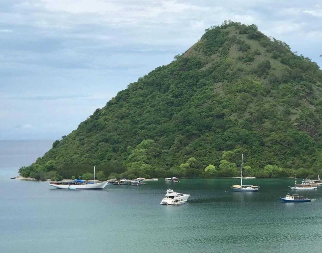 Benedict Guesthouse By Mori Hospitality Labuan Bajo Eksteriør billede